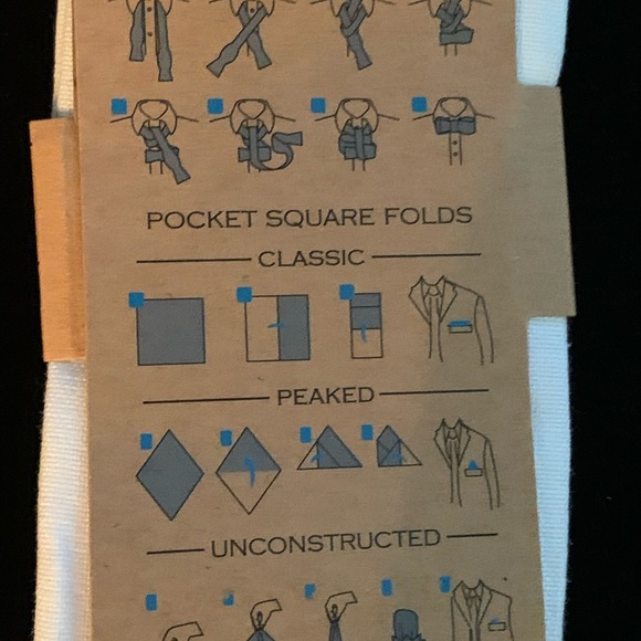 Bowtie & Pocket Square Set - Picture 4 of 4